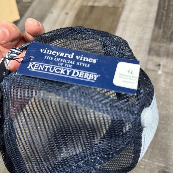 Vineyard Vines 2018 144th Kentucky Derby Trucker Mesh Snap Back Hat Cap NWT - Picture 4 of 9